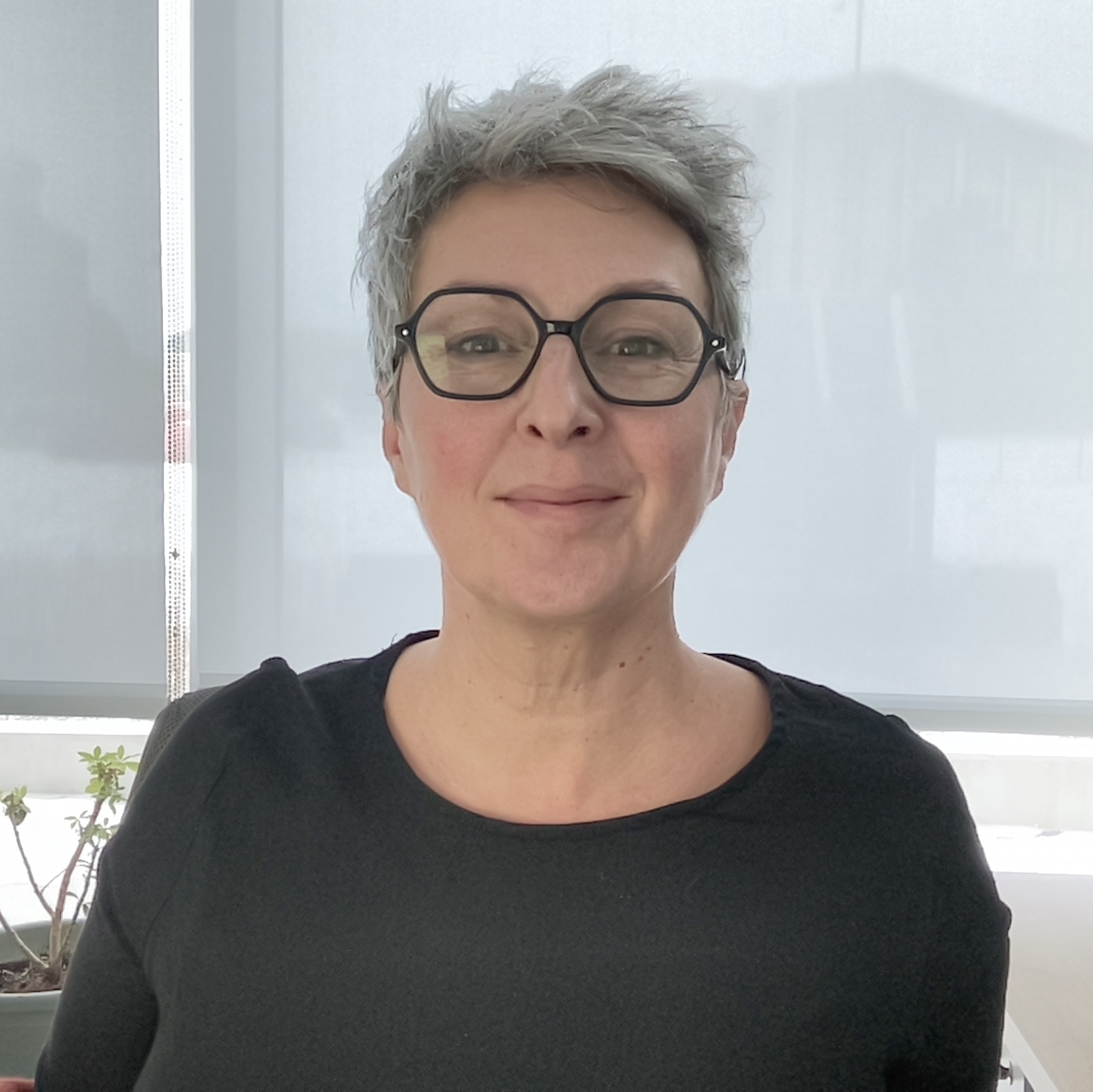 Dr. Céline Schneider